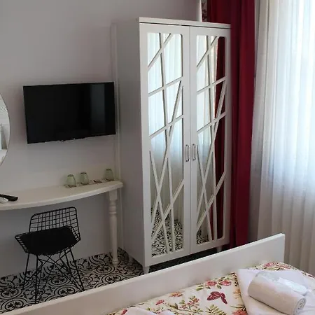 Otel Pusula *